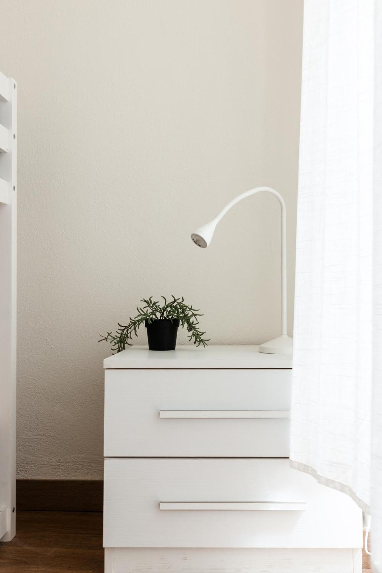 Appartamento Cozy Historical Flat Napoli Esterno foto