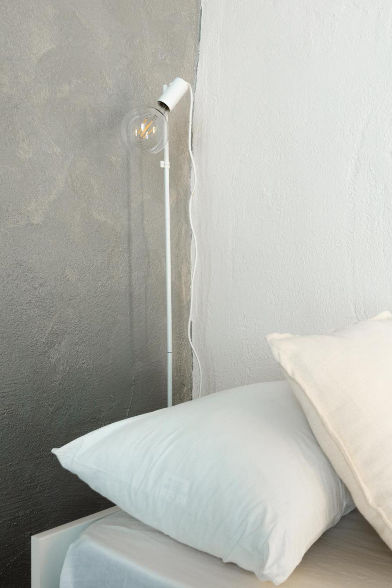 Appartamento Cozy Historical Flat Napoli Esterno foto